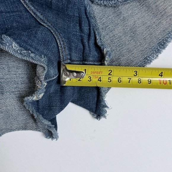 FRAME Denim Le Original Short, Lawrence Wash 31 Classic High Rise Raw Cut Blue - Picture 9 of 10